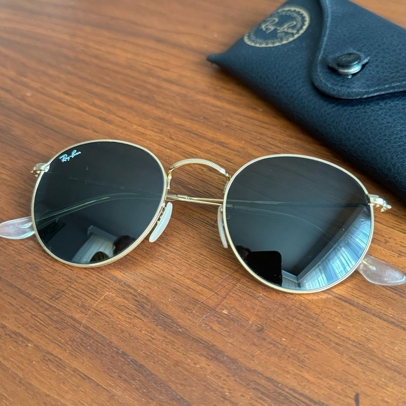 Round Gold Ray-bans - Picture 4 of 9